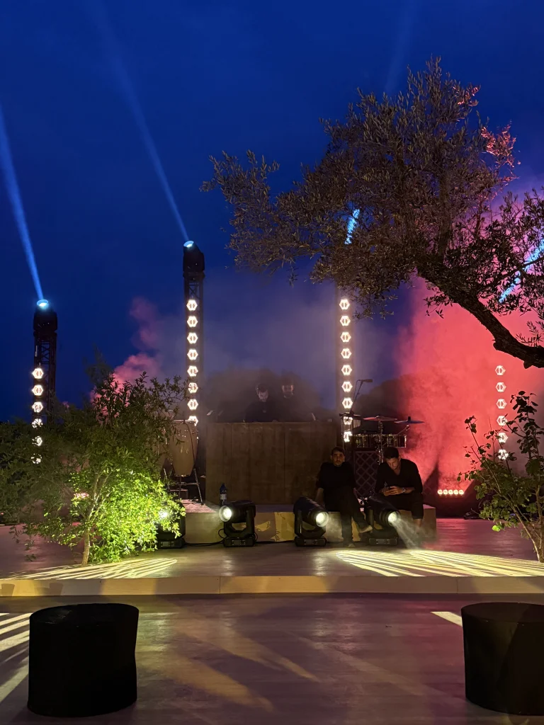 Iluminacion para Bodas en Ibiza: Ideas, Tendencias y Presupuestos